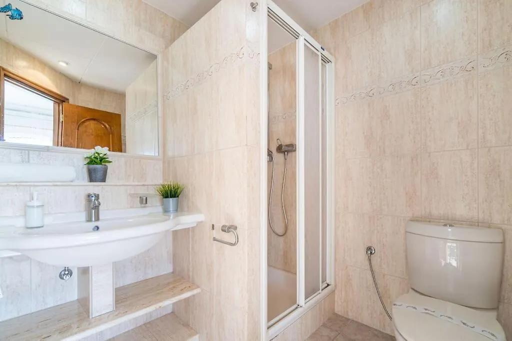 Villa Sm21-Gran Casa De Vacaciones En La Playa, 4 Habitaciones, Climatizada, Piscina, Barbacoa Y Wifi Ampuriabrava