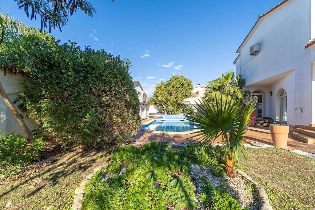 Sm21-Gran Casa De Vacaciones En La Playa, 4 Habitaciones, Climatizada, Piscina, Barbacoa Y Wifi Empuriabrava Spain